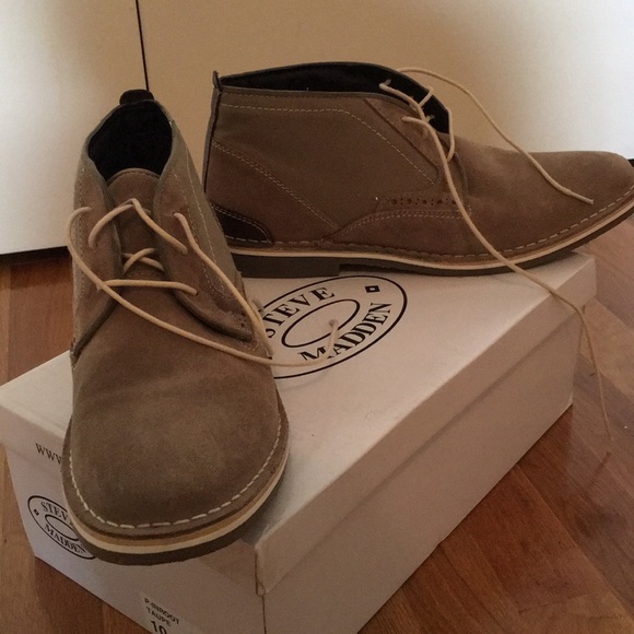 Steve Madden Lace-Up Chukka Boots - Picture 2 of 3